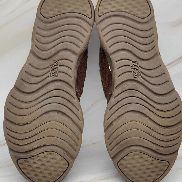 Ryka brown slip-on shoe, size 8 - Picture 6 of 6